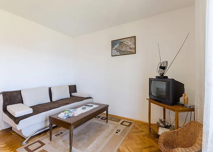Appartamento Rustikales Nur 500 Meter Zum Mit Meerblick, Grillbereich, Wifi